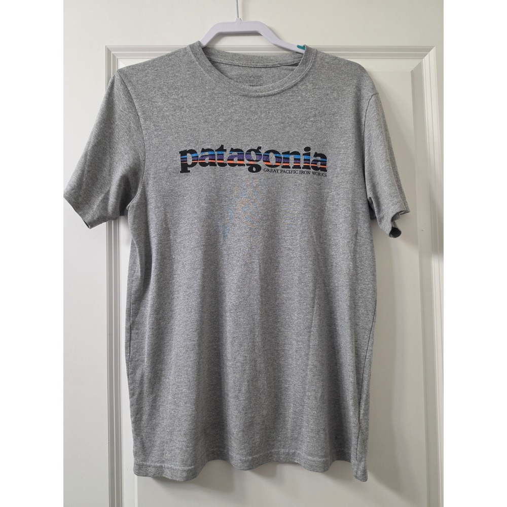 Patagonia Great Pacific Iron Works Graphic T-Shirt Mens S Gray Organic Cotton